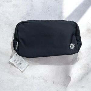 NWT Lululemon Everywhere Belt Bag 1L Black Crossbody Fanny Pack